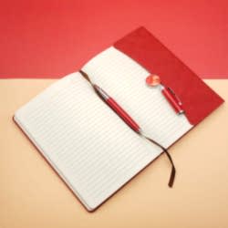 Toptan Çizgili Defter Ve Metal Kalem Seti Toptan Çizgili Defter Ve Metal Kalem Seti